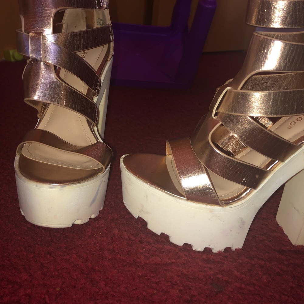 Platform heels - Picture 5 of 6